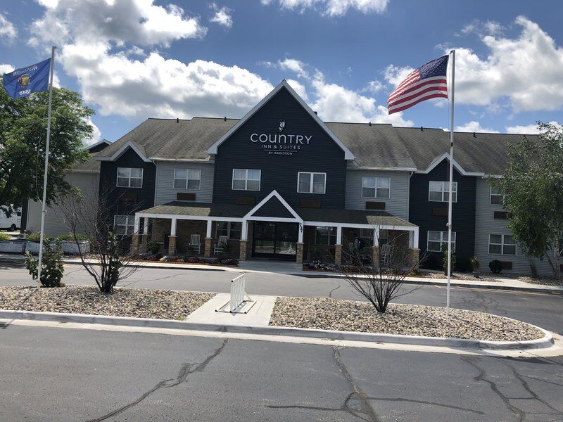 Country Inn & Suites By Radisson, Sparta, Wi Exterior photo